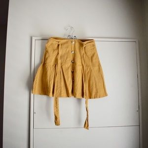 Mustard yellow preppy skirt